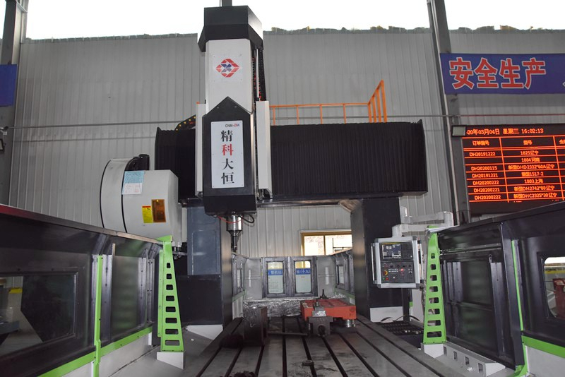 數(shù)控龍門(mén)加工中心參與驗(yàn)收準(zhǔn)備交付徐州客戶