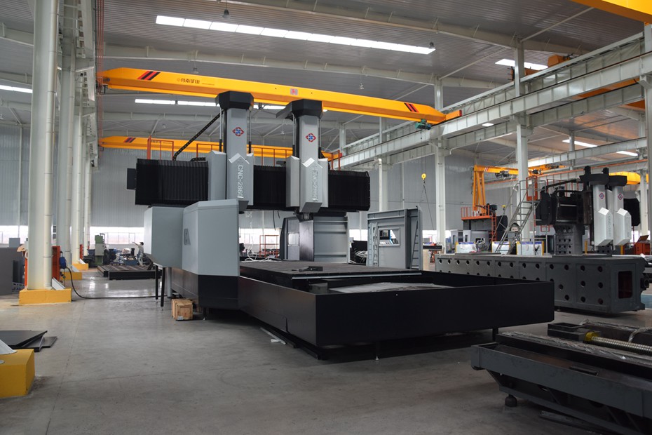 數(shù)控機床與普通機床相比有何優(yōu)點.jpg 數(shù)控機床與普通機床相比有何優(yōu)點.jpg